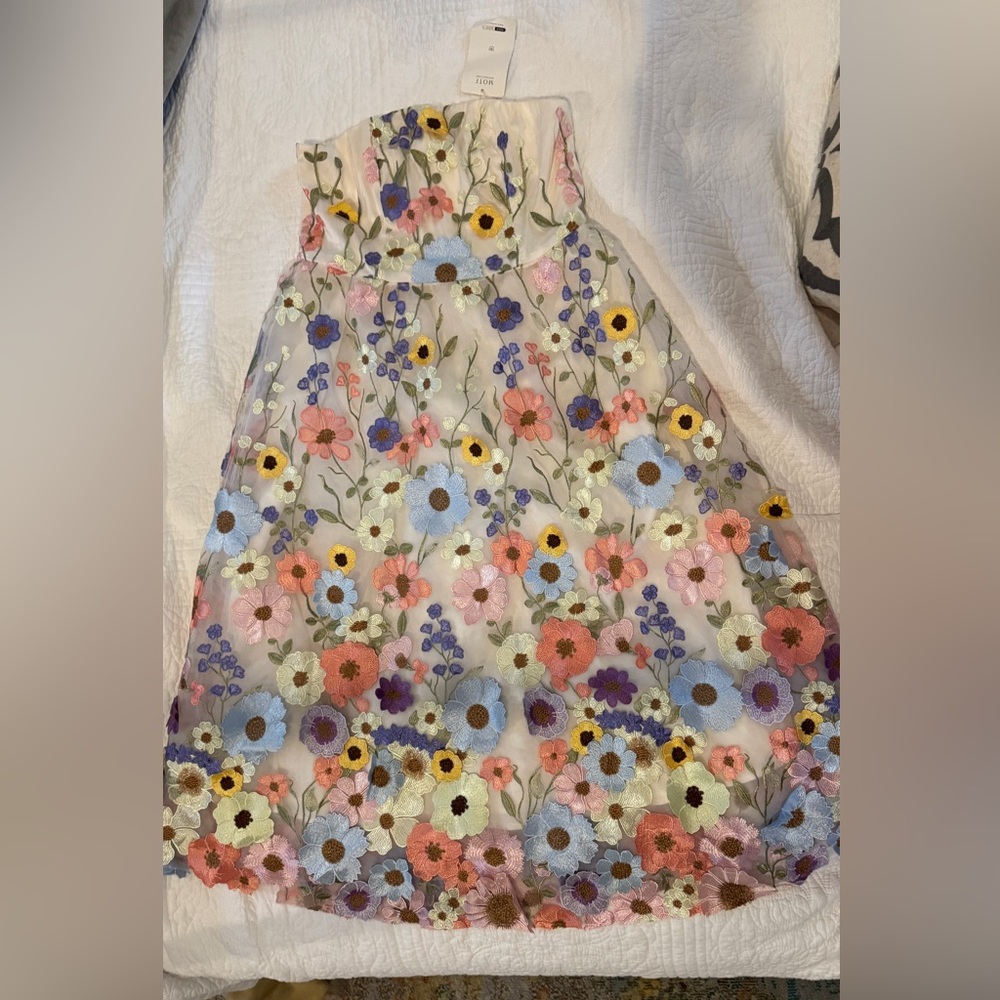 MOTF Elegant Floral Embroidered Fabric